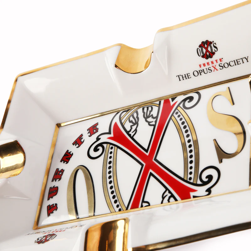 Fuente The OpusX Society EL BLANCO PORCELAIN ASHTRAY - Image 2